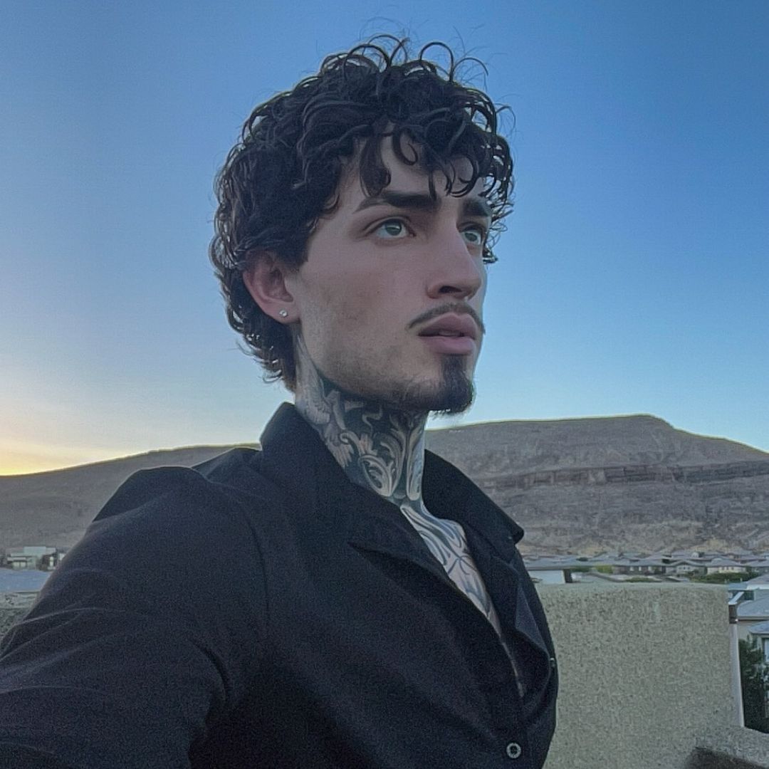 Mike, Los Angeles